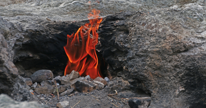 Cirali Ewige Feuer: Mystische Flammen in der Natur