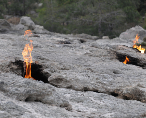Cirali Ewiges Feuer: Atemberaubendes Naturphänomen erleben
